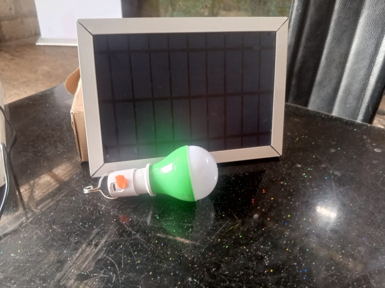 Atukpa Solar Bulb (with panels)